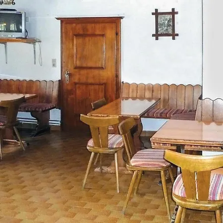 Appartement Mit Badeteich