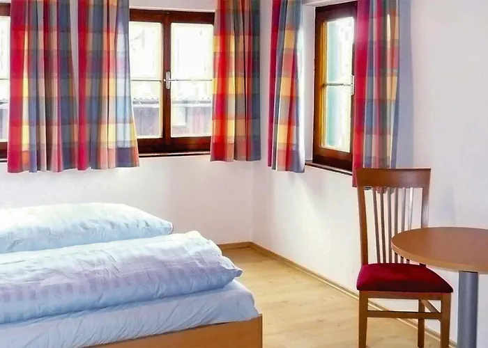 Mit Badeteich Апартаменты